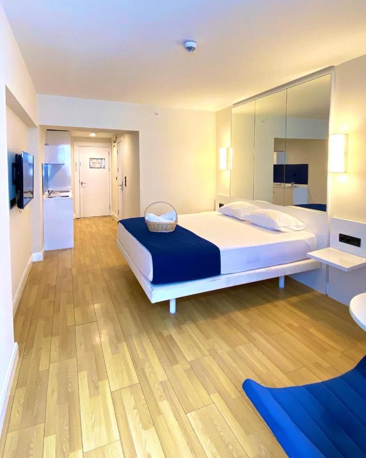 Aparthotel In City Батумі Екстер'єр фото
